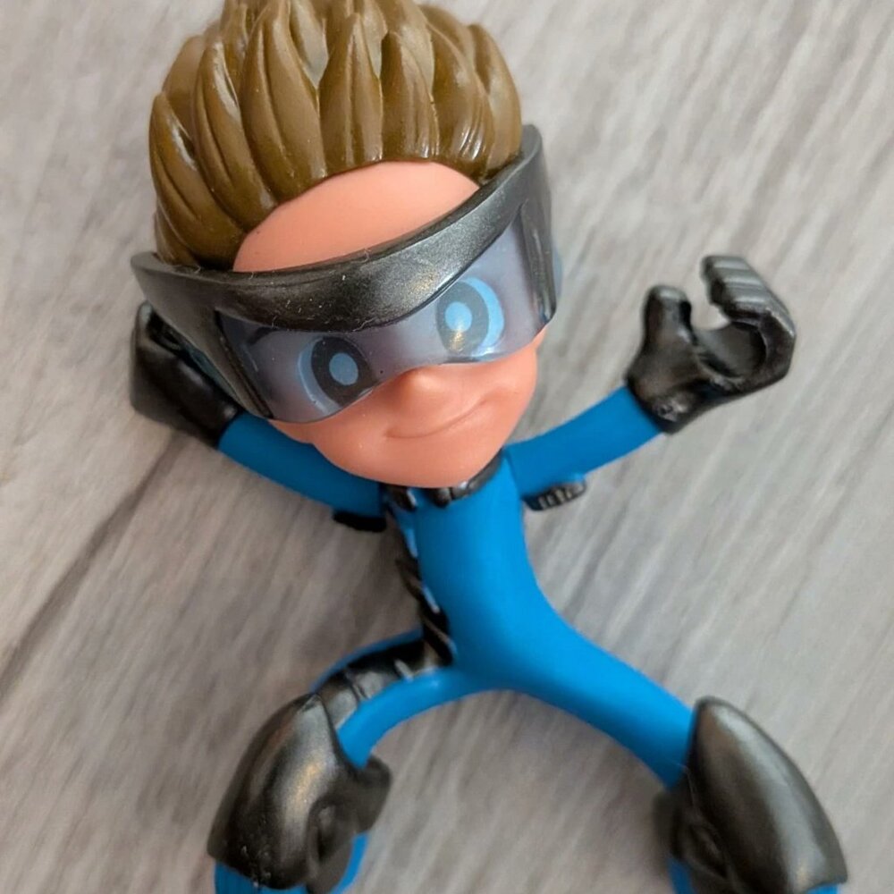 Ninja kidz Clubz TV Disaster Superhero Kids Action Figure Blue Boy 2.5"